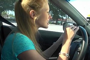 粉嫩小泬bbbb免费看