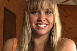 年青女人另类sss000